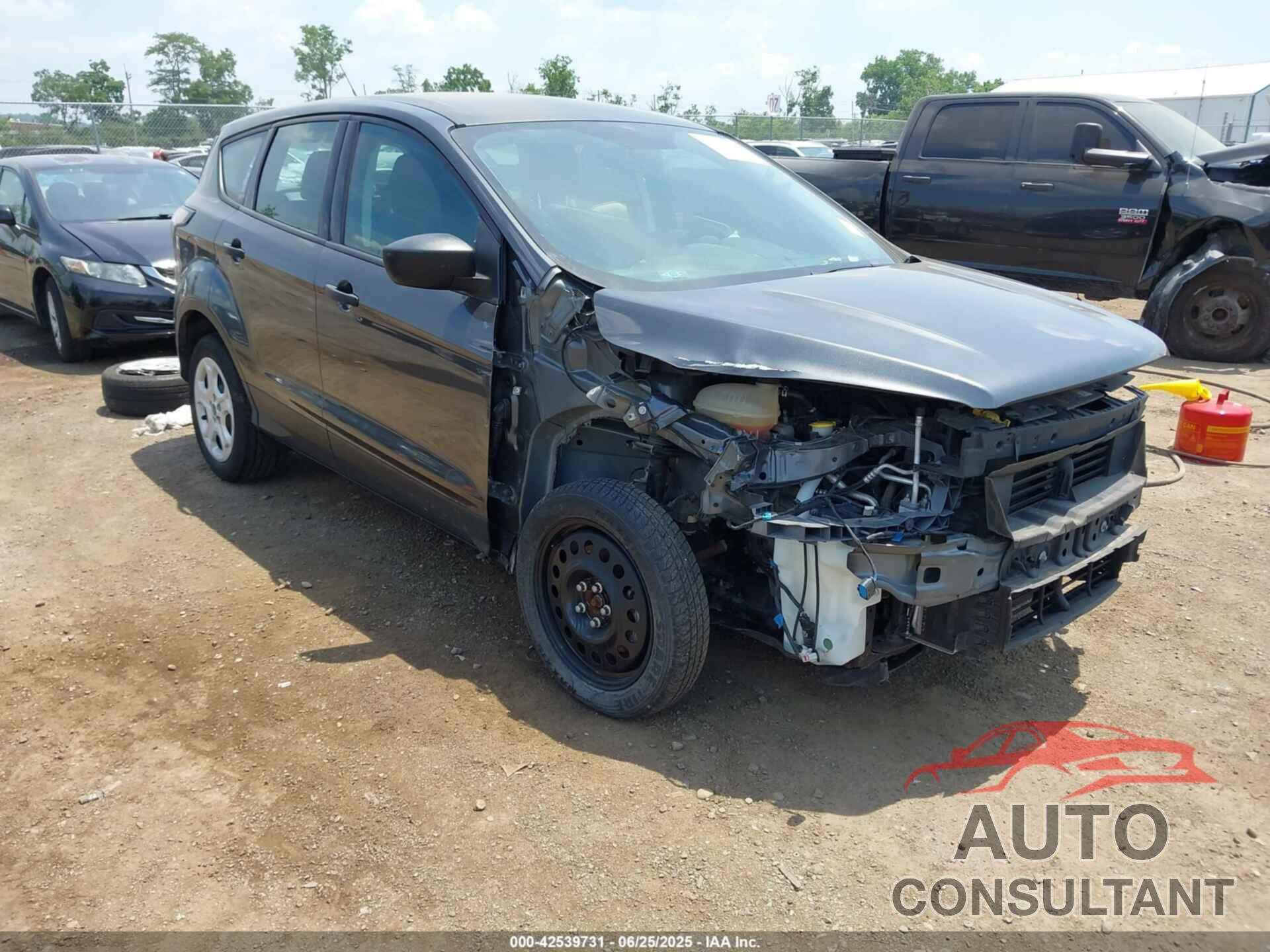 FORD ESCAPE 2018 - 1FMCU0F79JUC01651