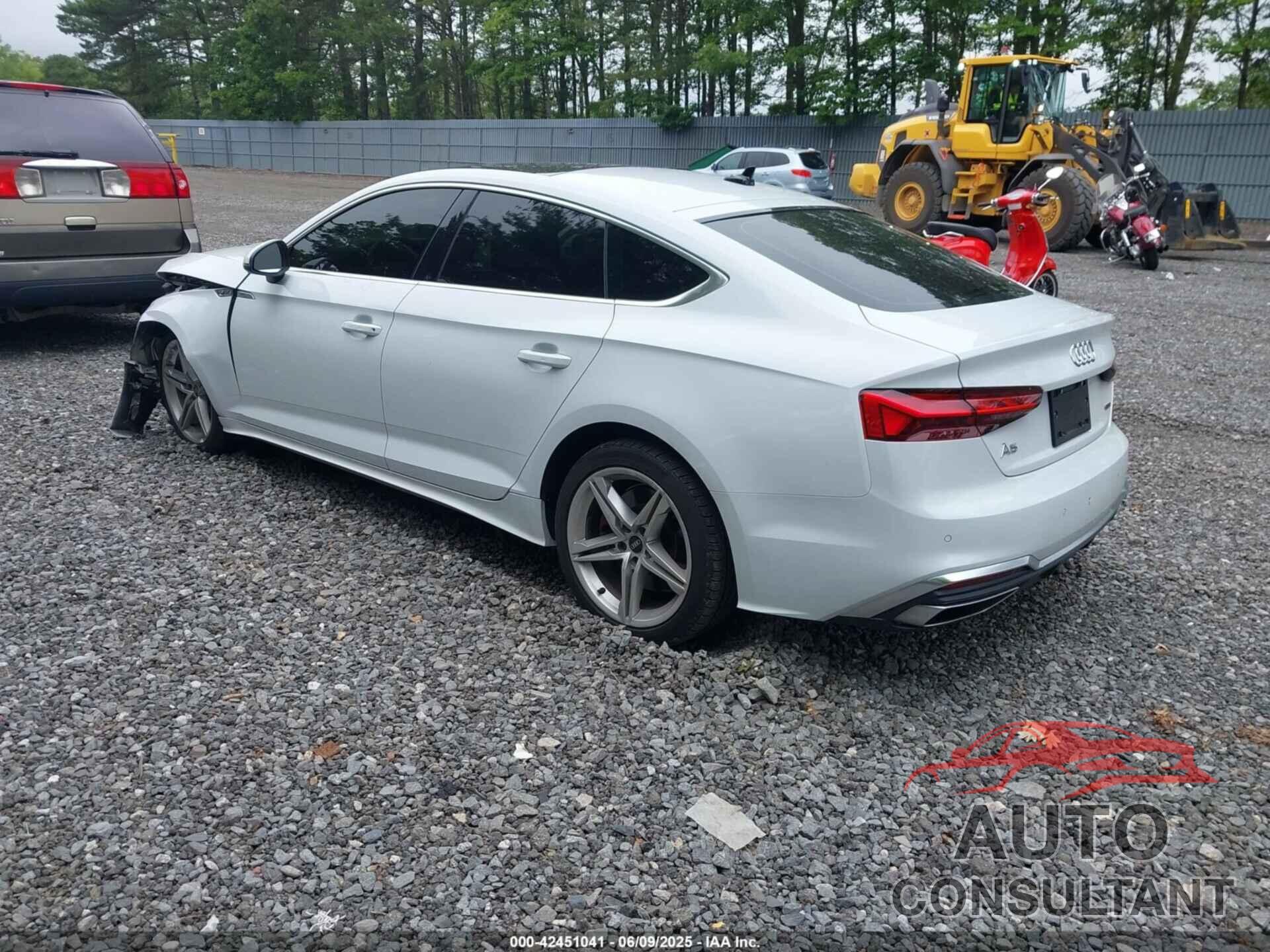 AUDI A5 SPORTBACK 2022 - WAUFACF53NA016364