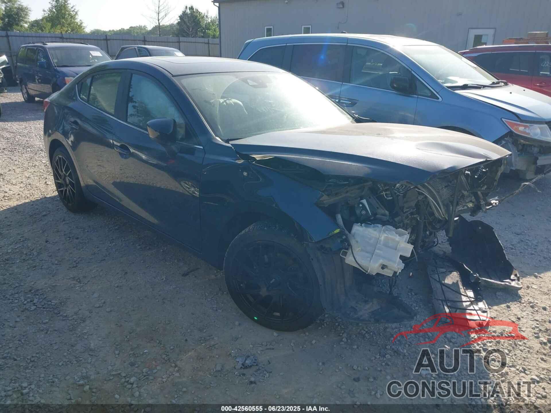 MAZDA MAZDA3 2018 - 3MZBN1W3XJM227161