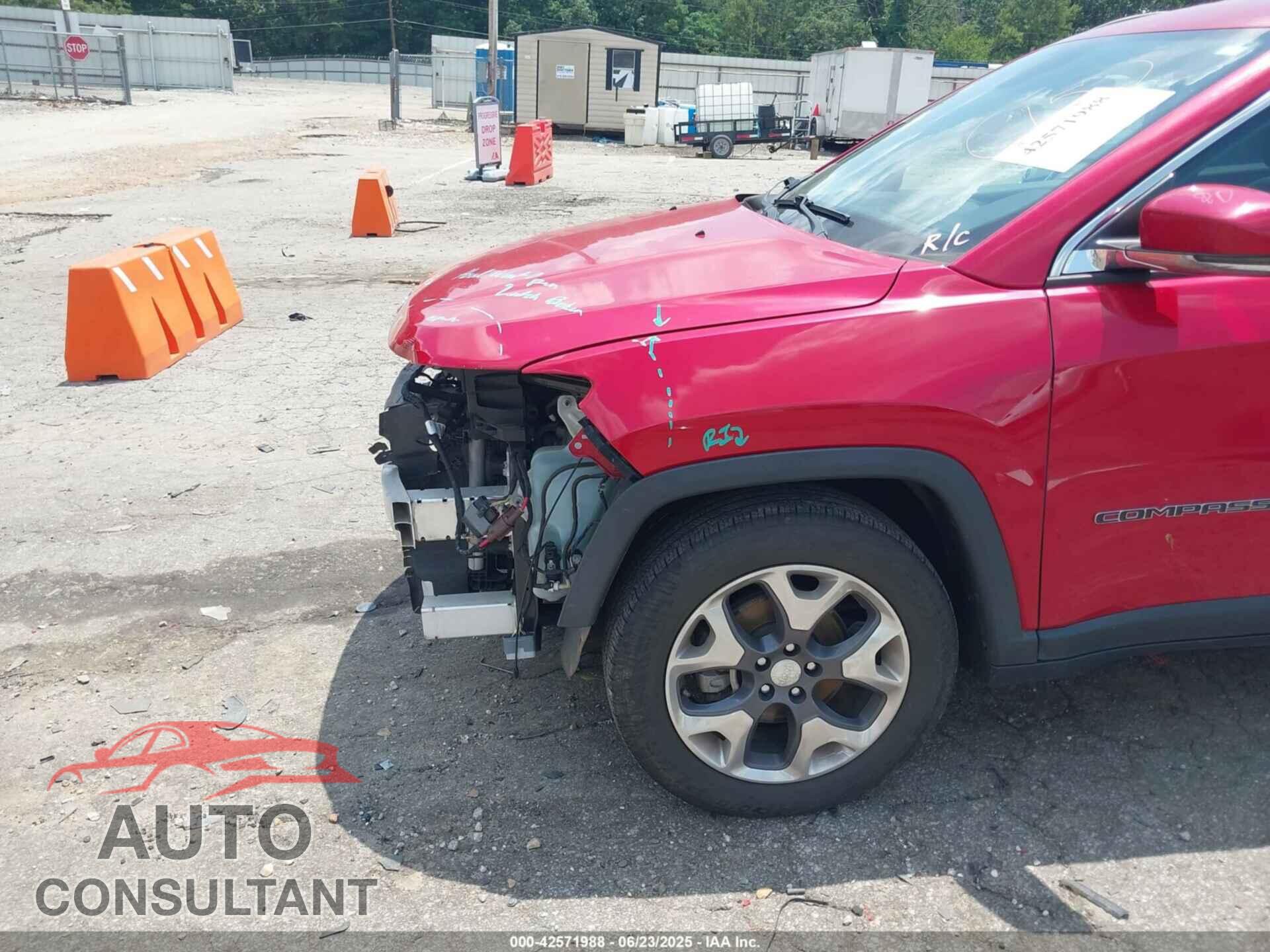 JEEP COMPASS 2019 - 3C4NJCCB7KT802133