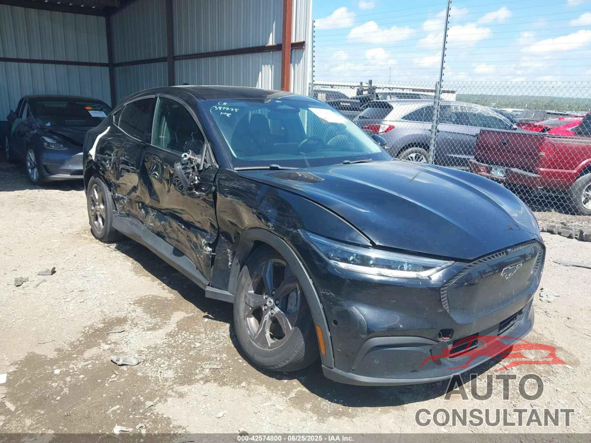 FORD MUSTANG MACH-E 2023 - 3FMTK1RM8PNA13028