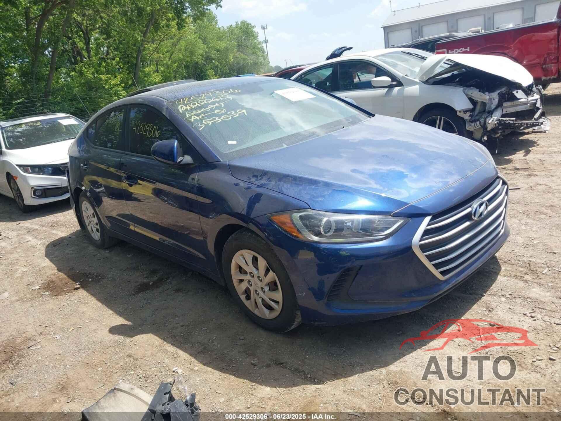 HYUNDAI ELANTRA 2018 - 5NPD74LF2JH353039