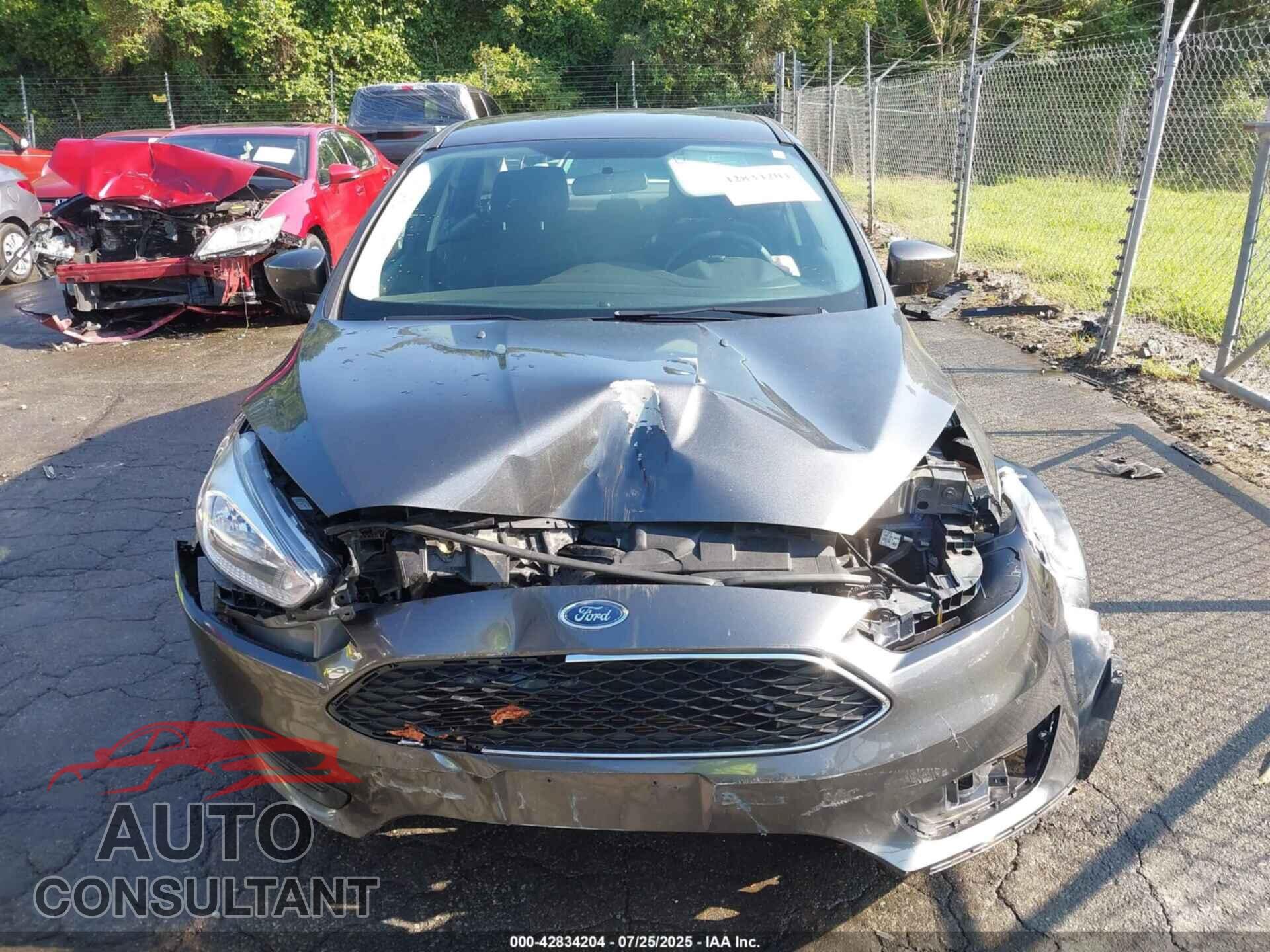 FORD FOCUS 2018 - 1FADP3F23JL297987