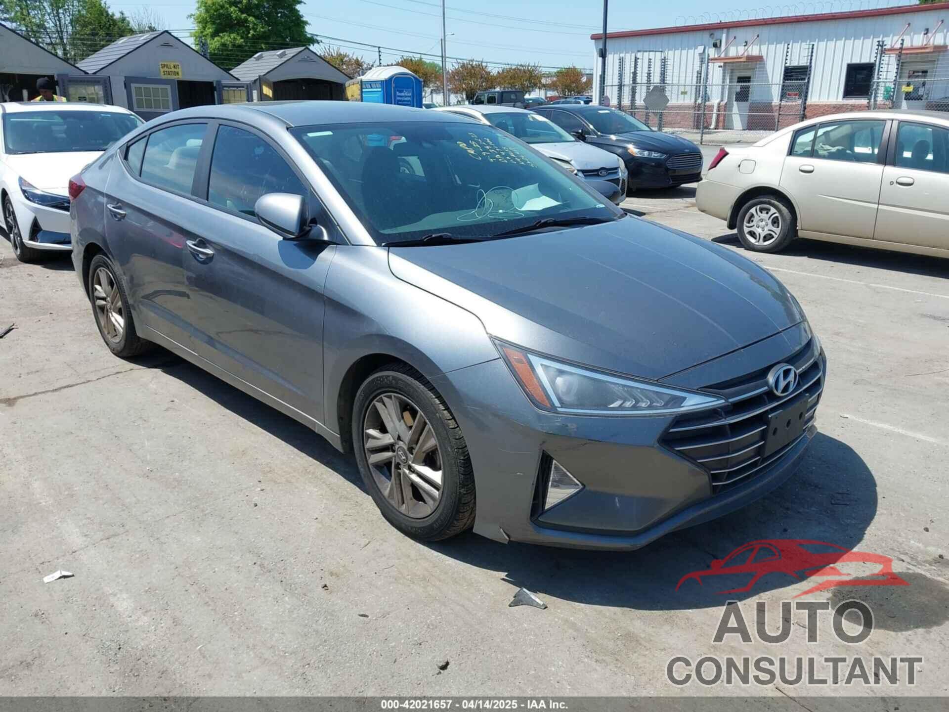 HYUNDAI ELANTRA 2019 - 5NPD84LF9KH471782
