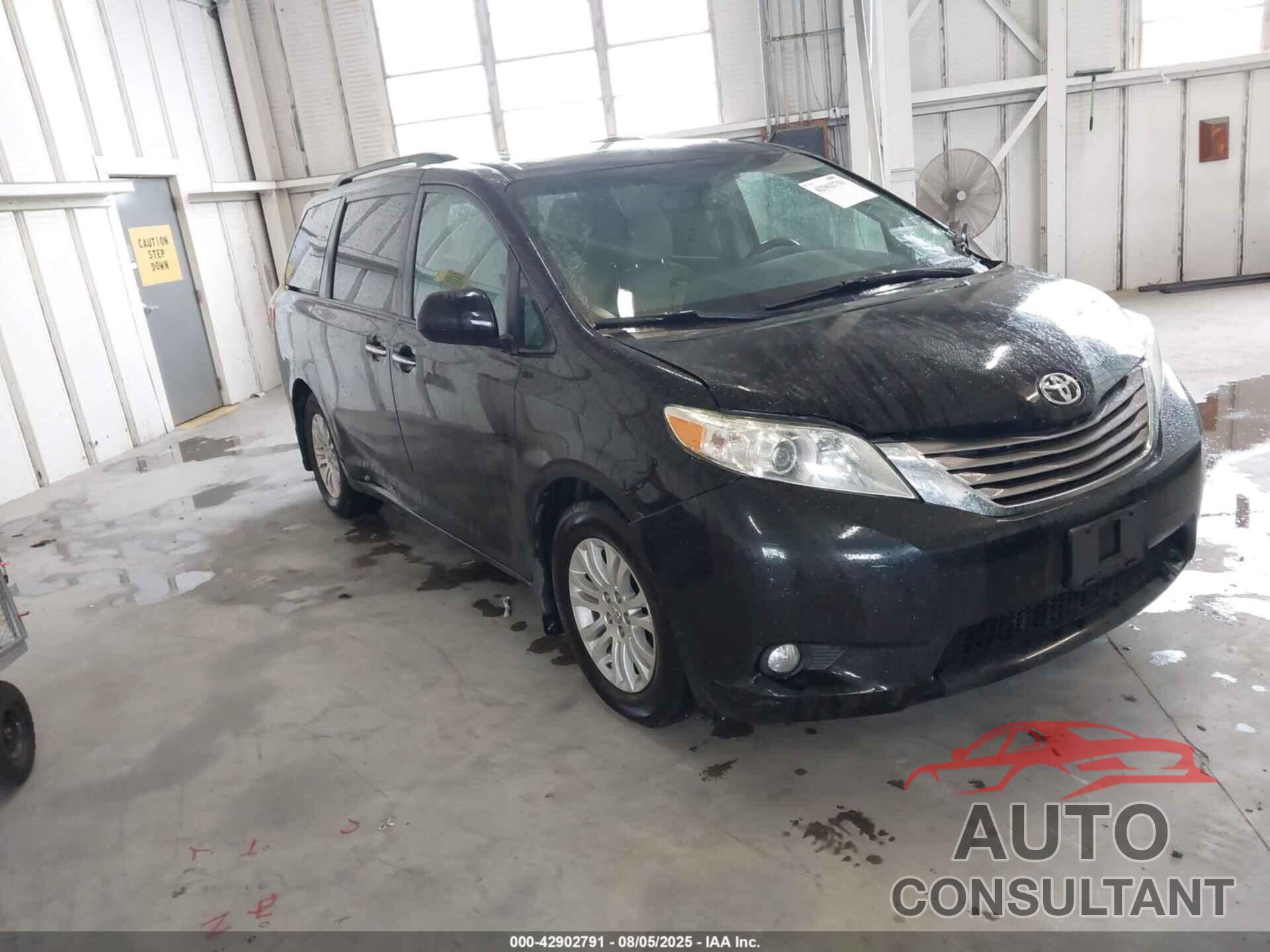 TOYOTA SIENNA 2017 - 5TDYZ3DCXHS812364