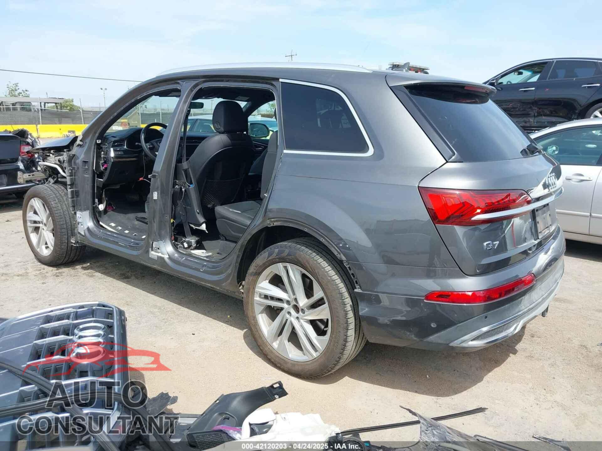 AUDI Q7 2021 - WA1LJAF71MD021663