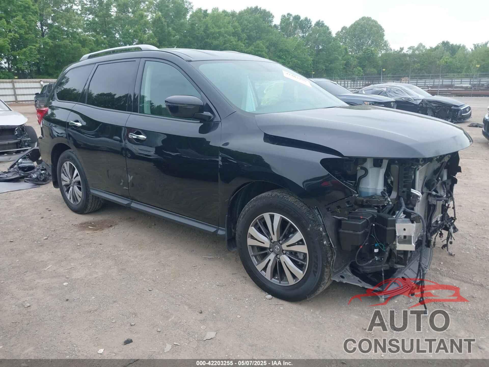 NISSAN PATHFINDER 2017 - 5N1DR2MM4HC611235