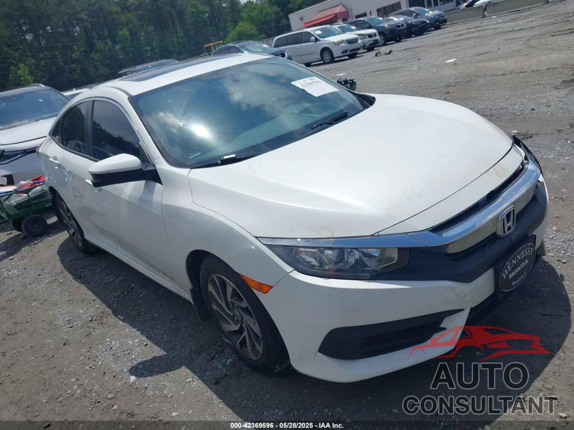 HONDA CIVIC 2018 - 19XFC2F73JE016753