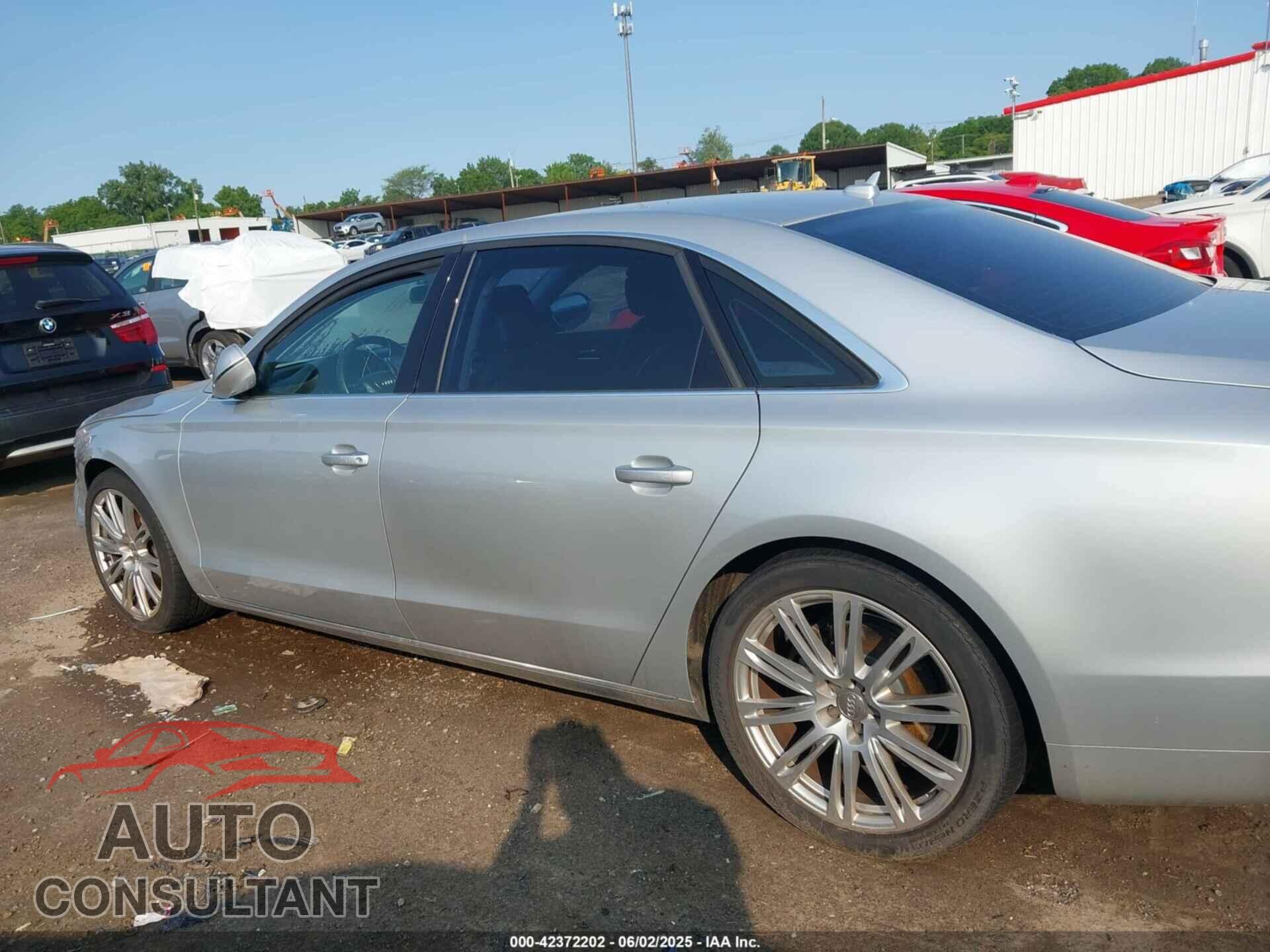 AUDI A8 L 2013 - WAURGAFD7DN016351