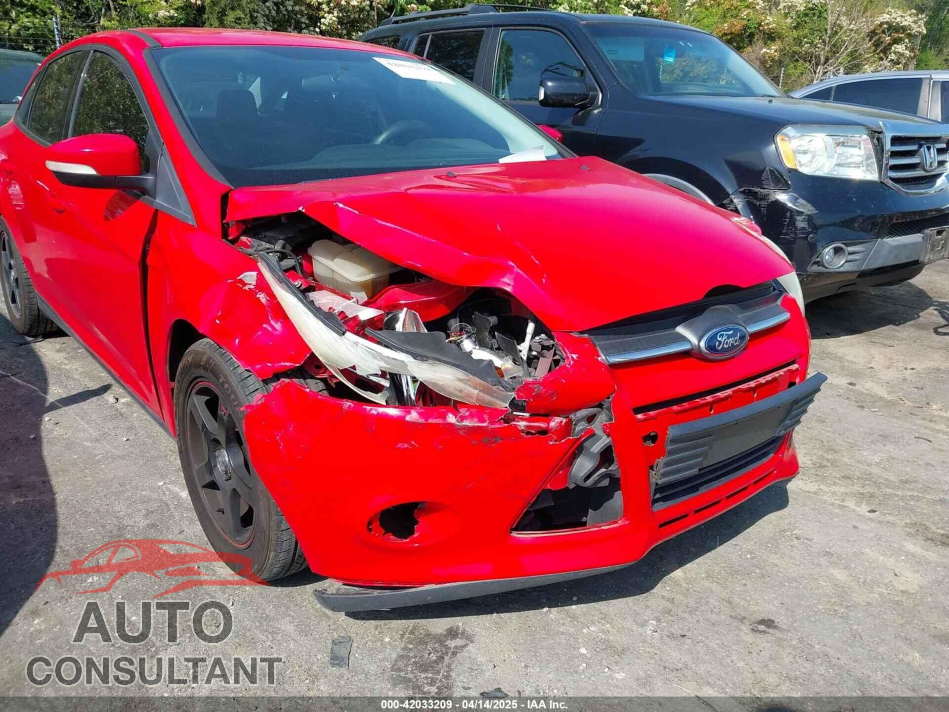 FORD FOCUS 2014 - 1FADP3F26EL284012