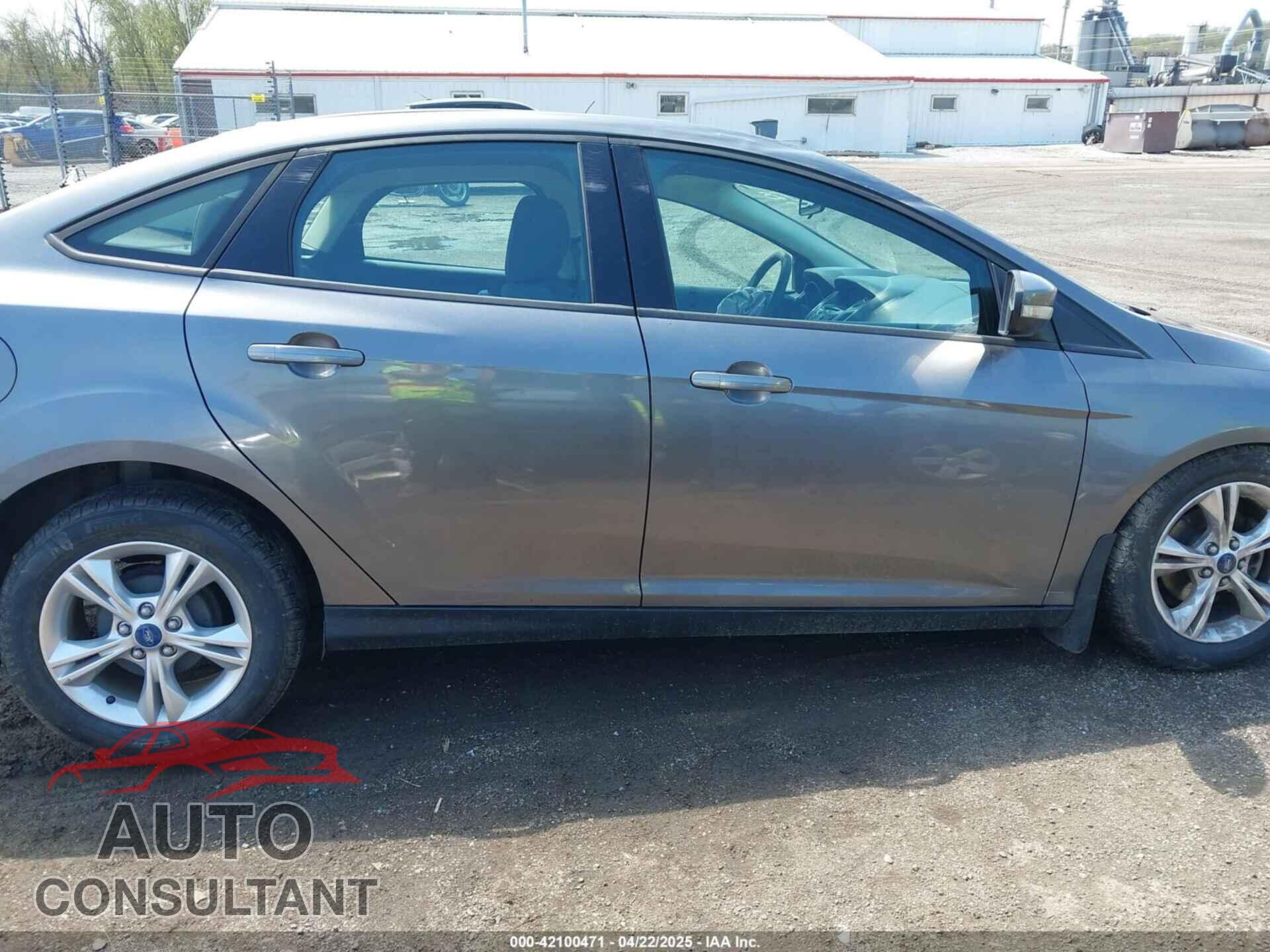 FORD FOCUS 2014 - 1FADP3F22EL115976