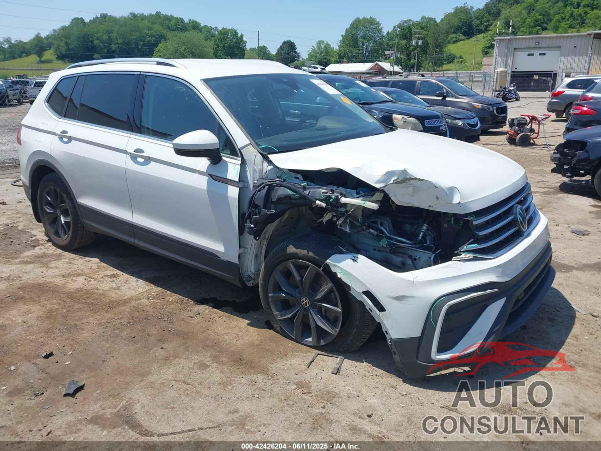 VOLKSWAGEN TIGUAN 2022 - 3VV3B7AX0NM161692