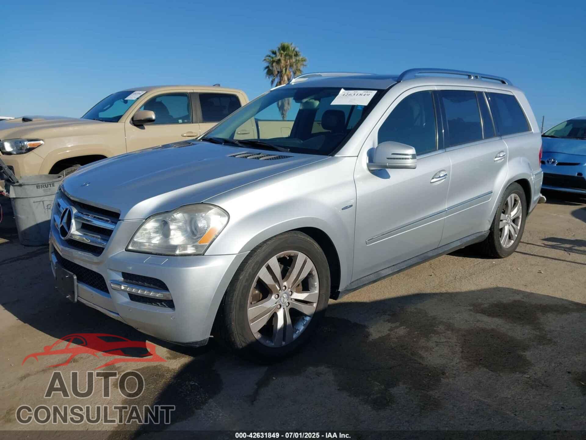MERCEDES-BENZ GL 2012 - 4JGBF2FE7CA774844