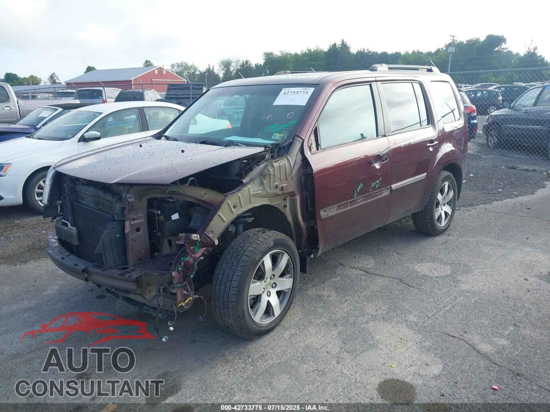 HONDA PILOT 2013 - 5FNYF4H98DB080439