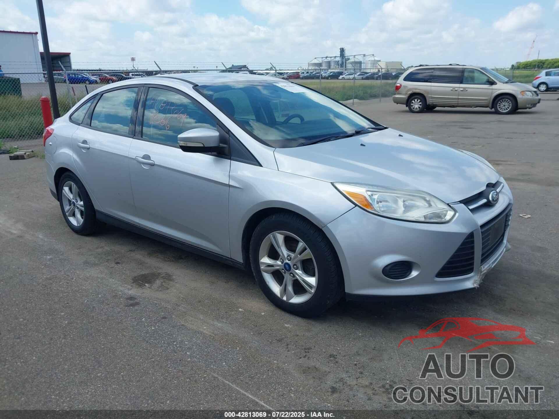 FORD FOCUS 2014 - 1FADP3F26EL421482