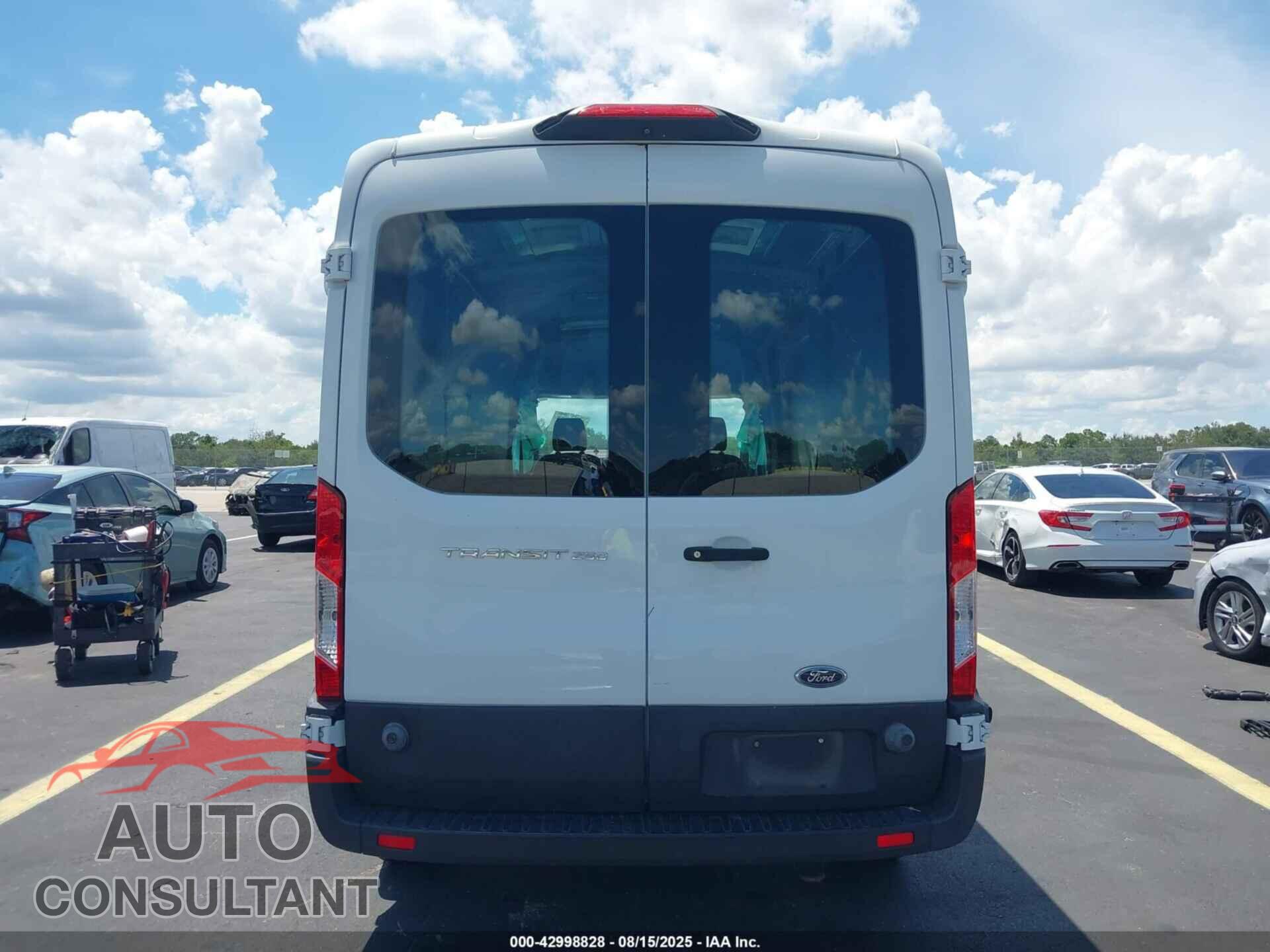 FORD TRANSIT-250 2019 - 1FTYR2CM4KKB64216
