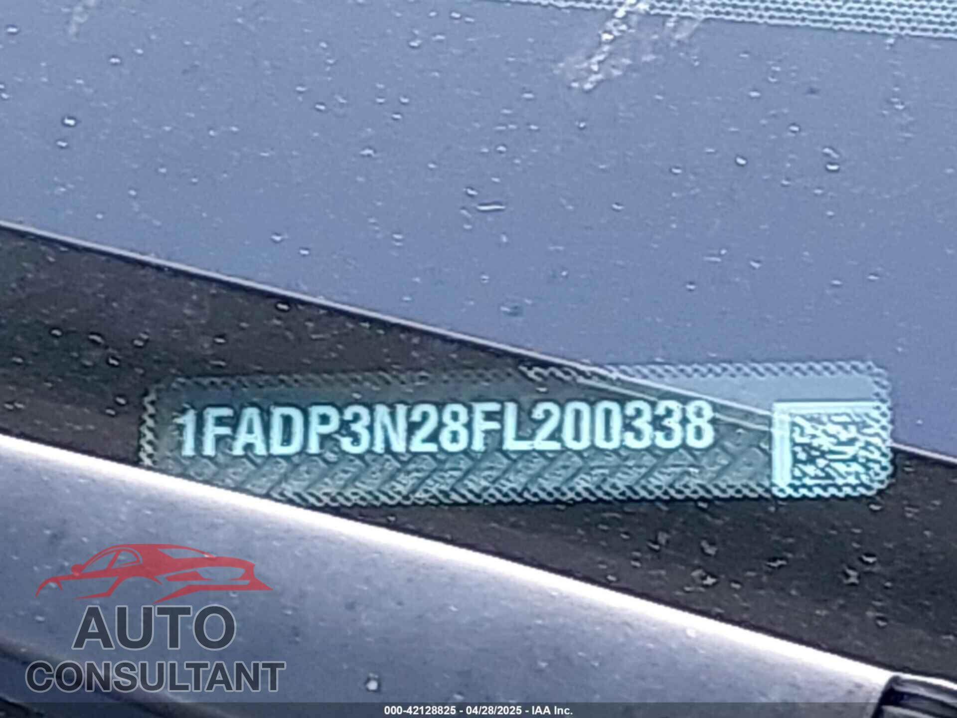 FORD FOCUS 2015 - 1FADP3N28FL200338
