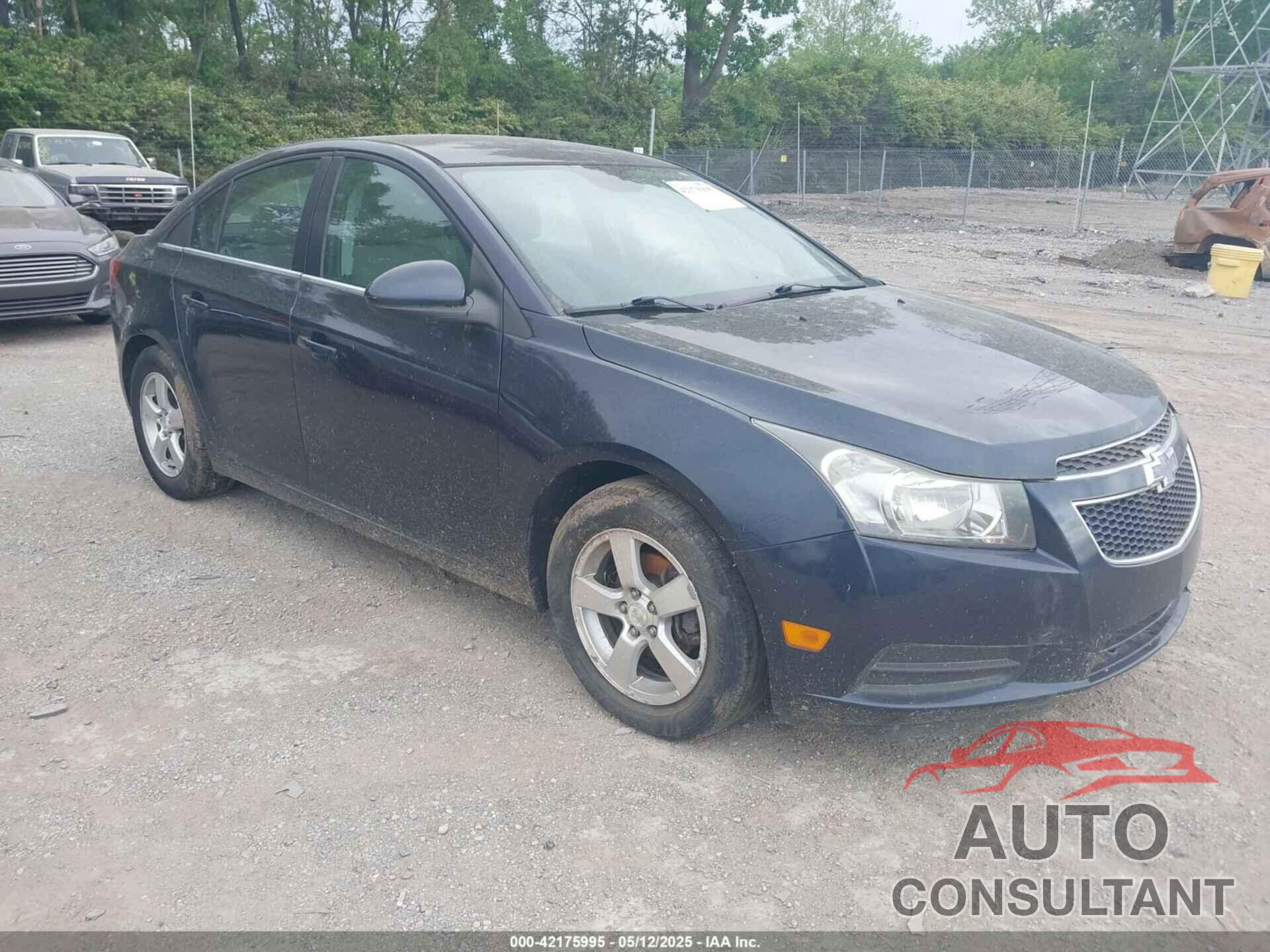 CHEVROLET CRUZE 2014 - 1G1PC5SB0E7137724
