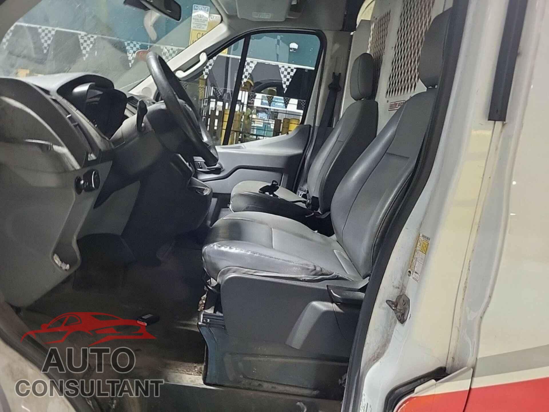 FORD TRANSIT 2017 - 1FTYR1CM2HKB33811