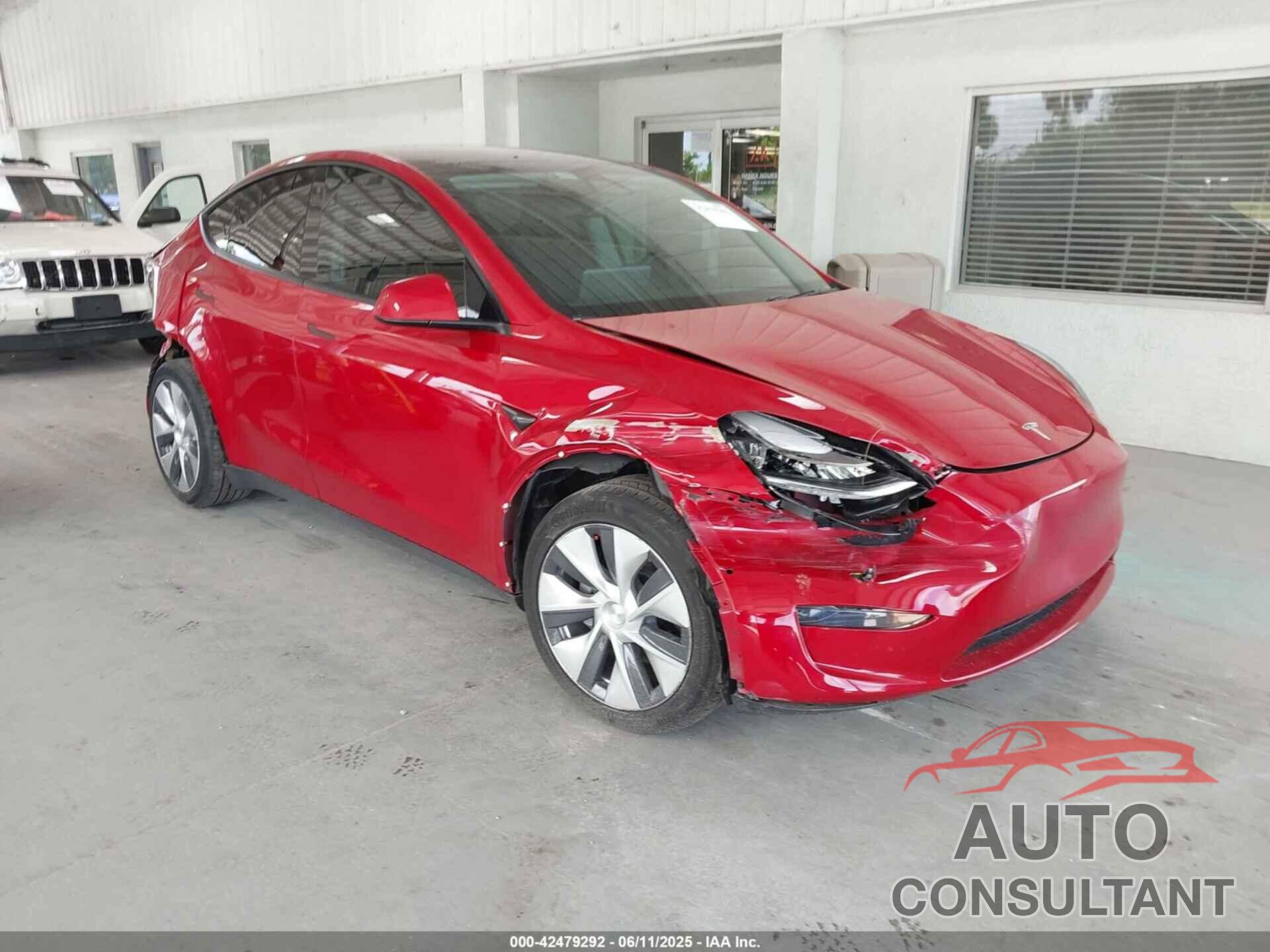 TESLA MODEL Y 2020 - 5YJYGDEE4LF043773