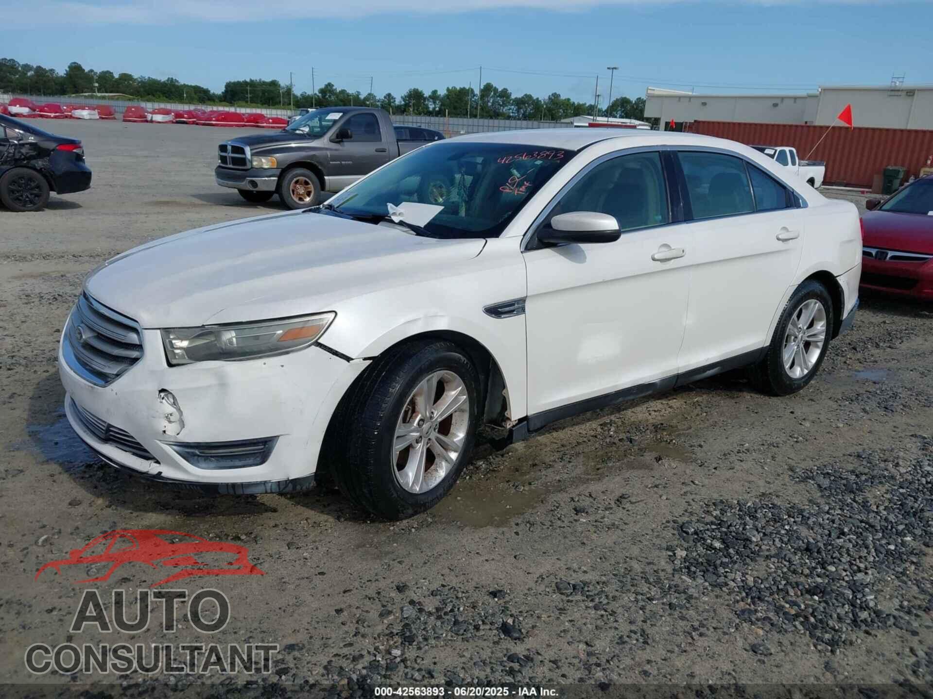 FORD TAURUS 2013 - 1FAHP2E84DG168624