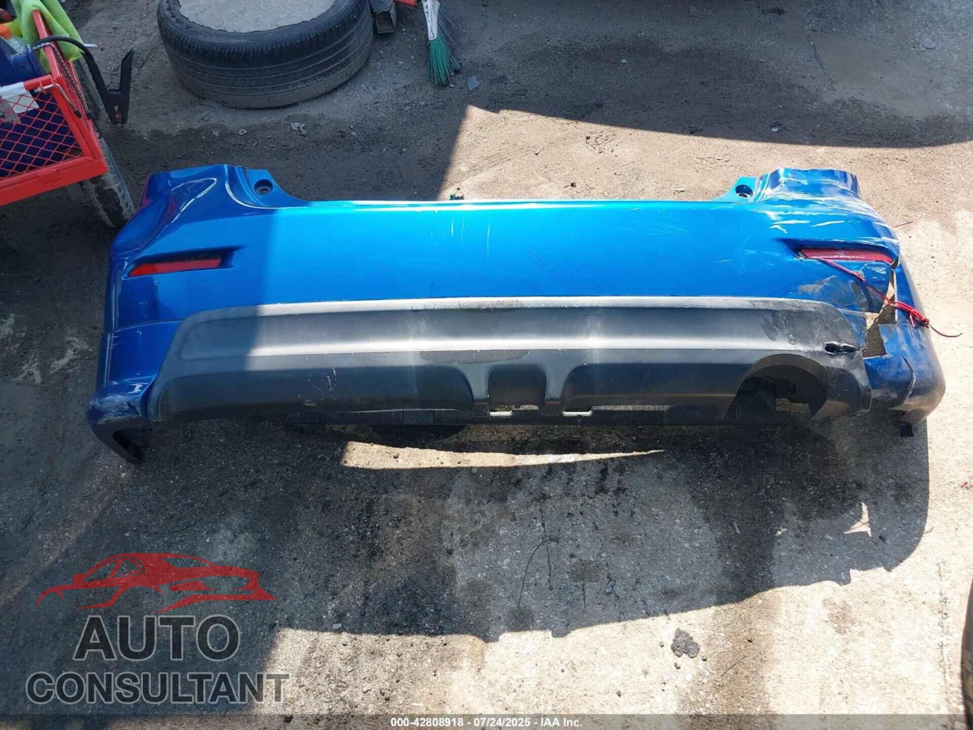 TOYOTA MATRIX 2010 - 2T1KU4EEXAC531674