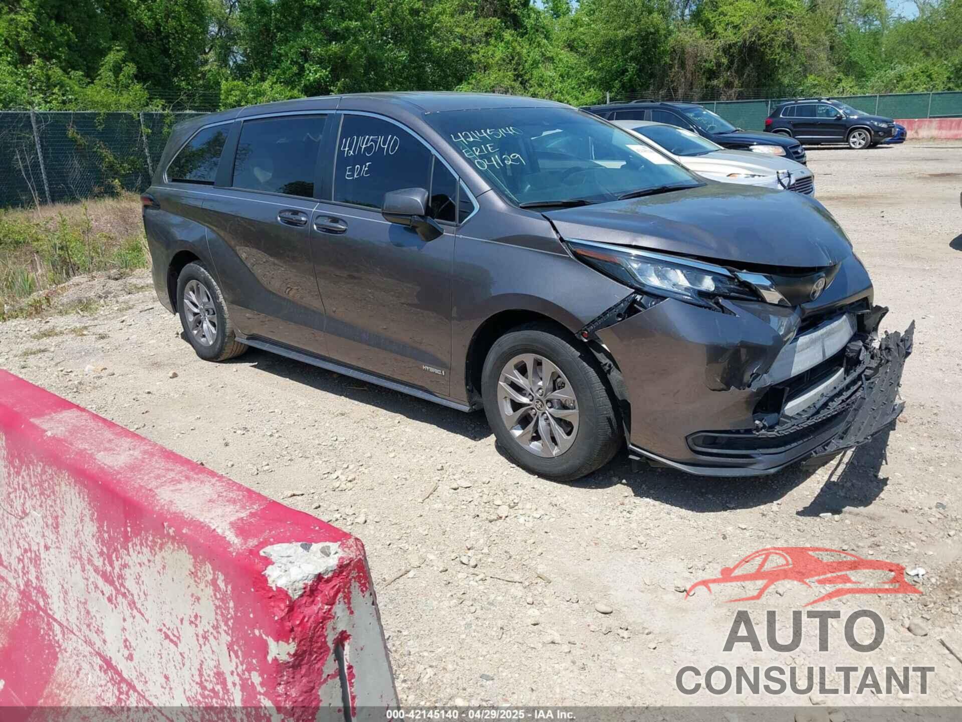 TOYOTA SIENNA 2021 - 5TDKSKFC4MS004345