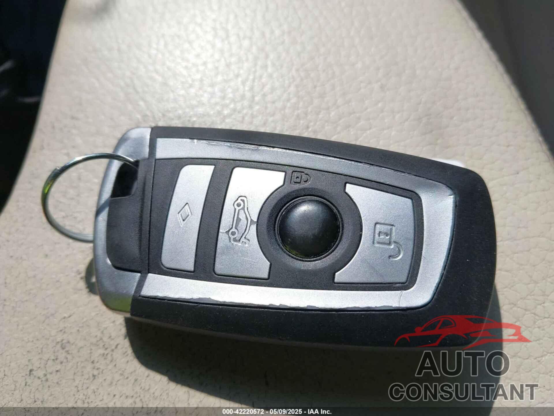 BMW 328I 2016 - WBA8E7C53GK415555