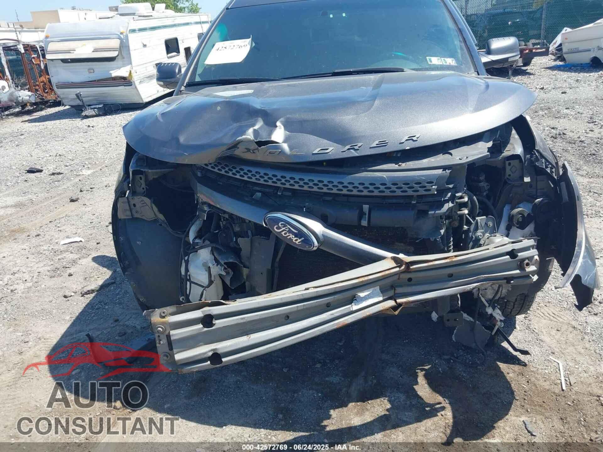 FORD EXPLORER 2015 - 1FM5K8D82FGB28928