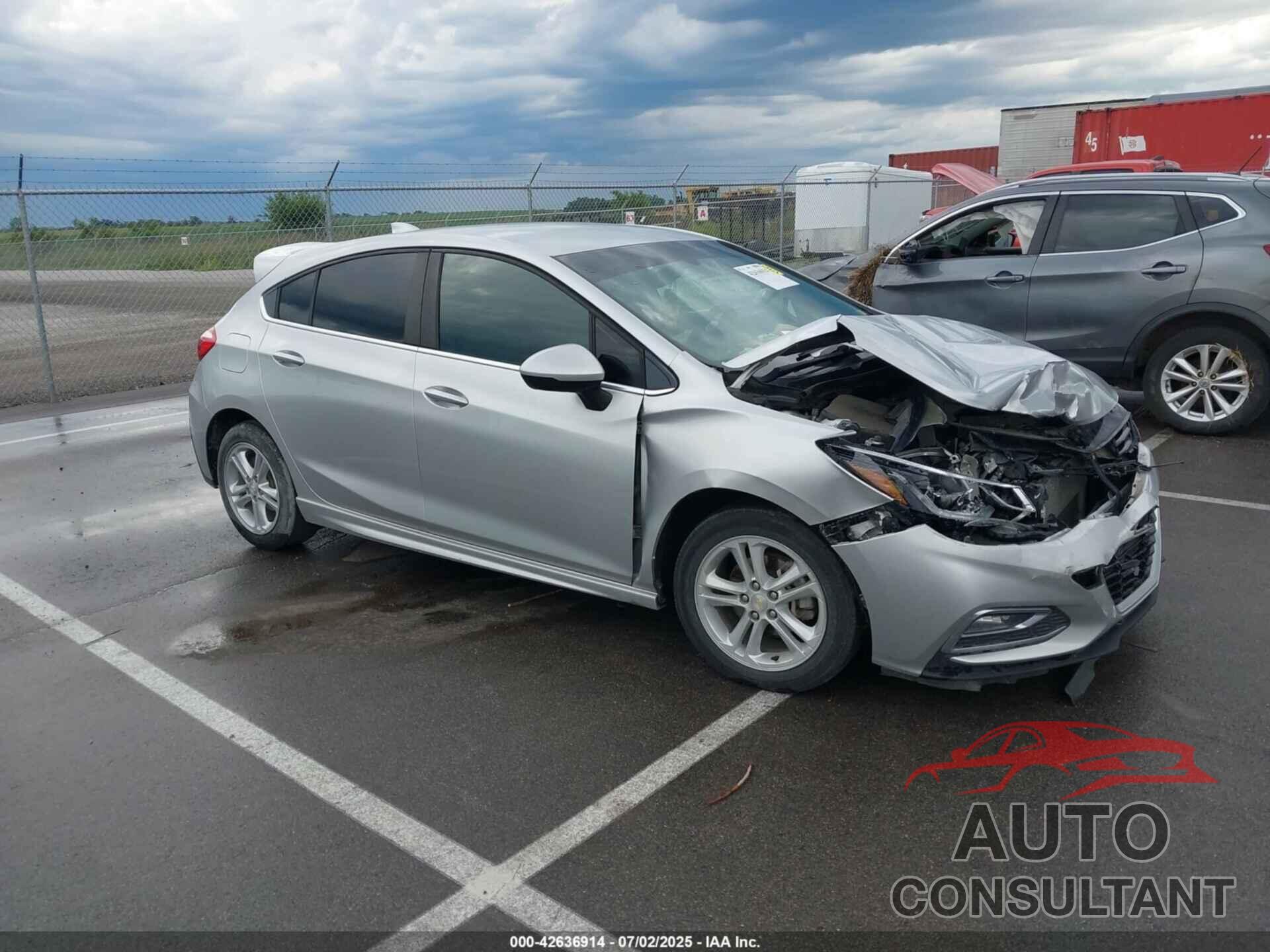 CHEVROLET CRUZE 2018 - 3G1BE6SM3JS649338