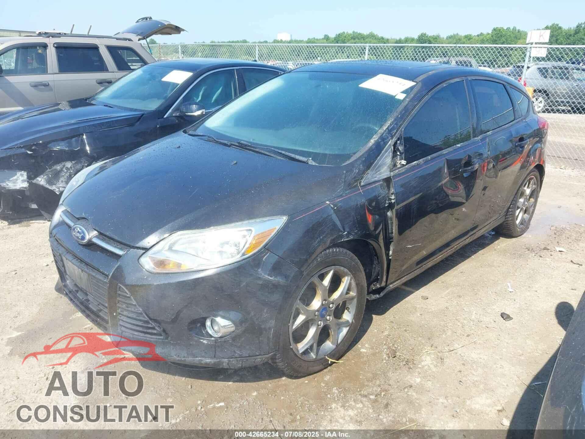 FORD FOCUS 2014 - 1FADP3K28EL158949