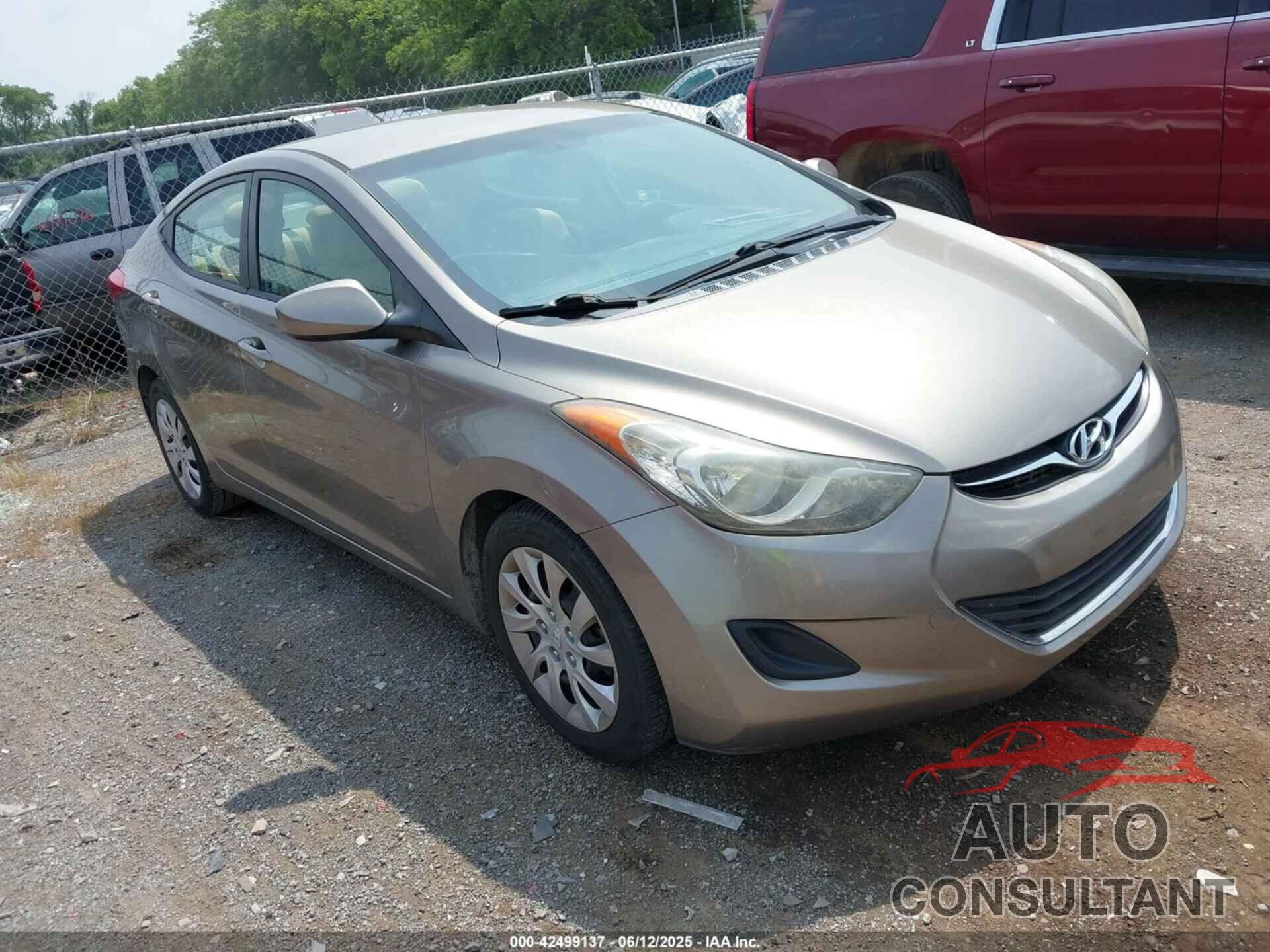 HYUNDAI ELANTRA 2013 - 5NPDH4AE1DH185647