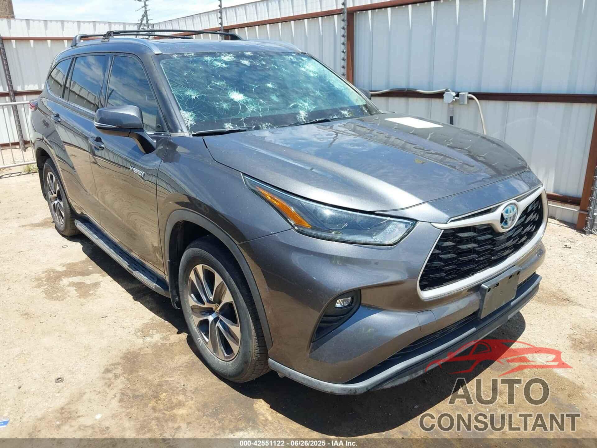 TOYOTA HIGHLANDER 2021 - 5TDGARAH6MS508397