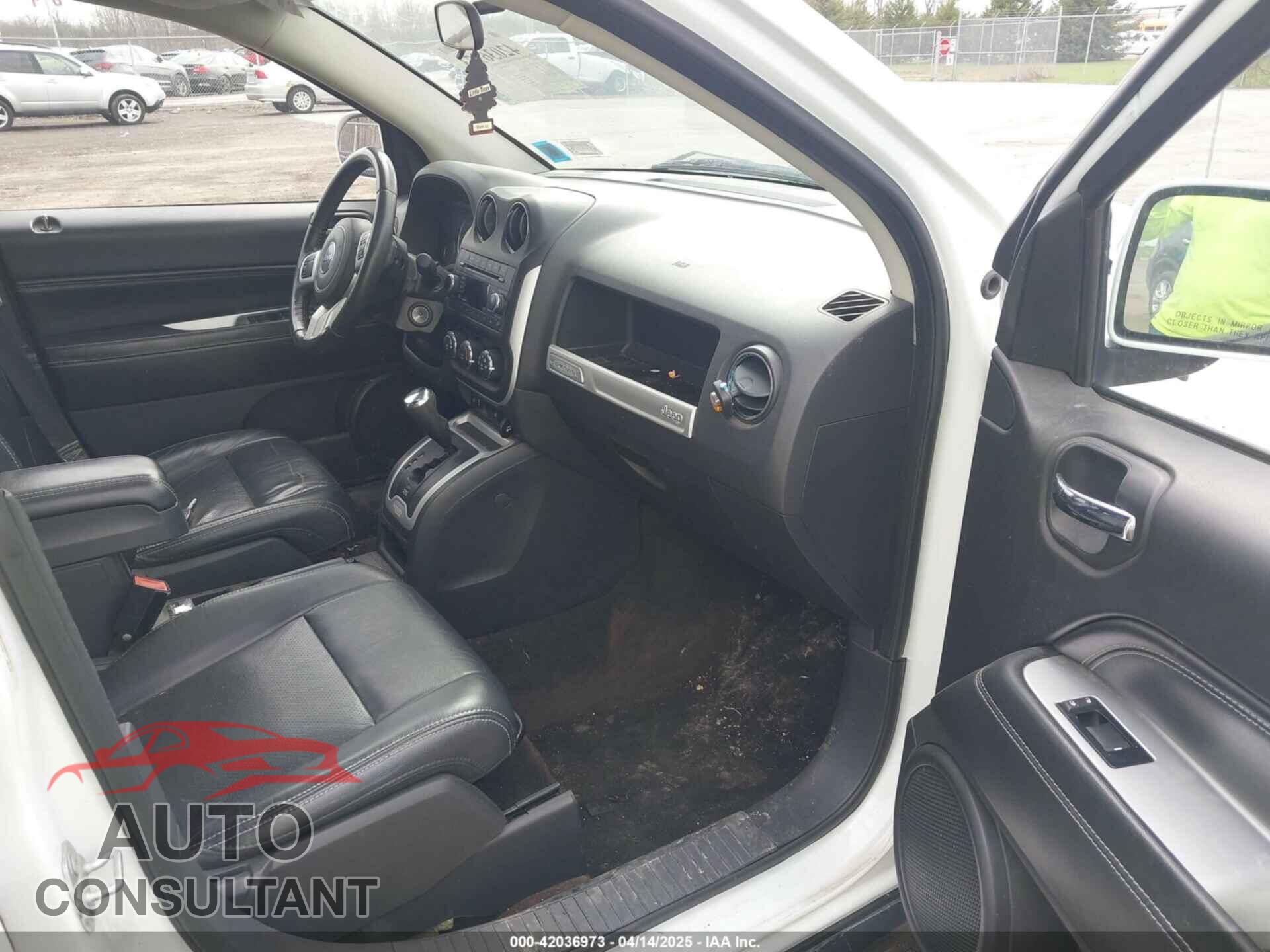 JEEP COMPASS 2015 - 1C4NJDEB5FD118101