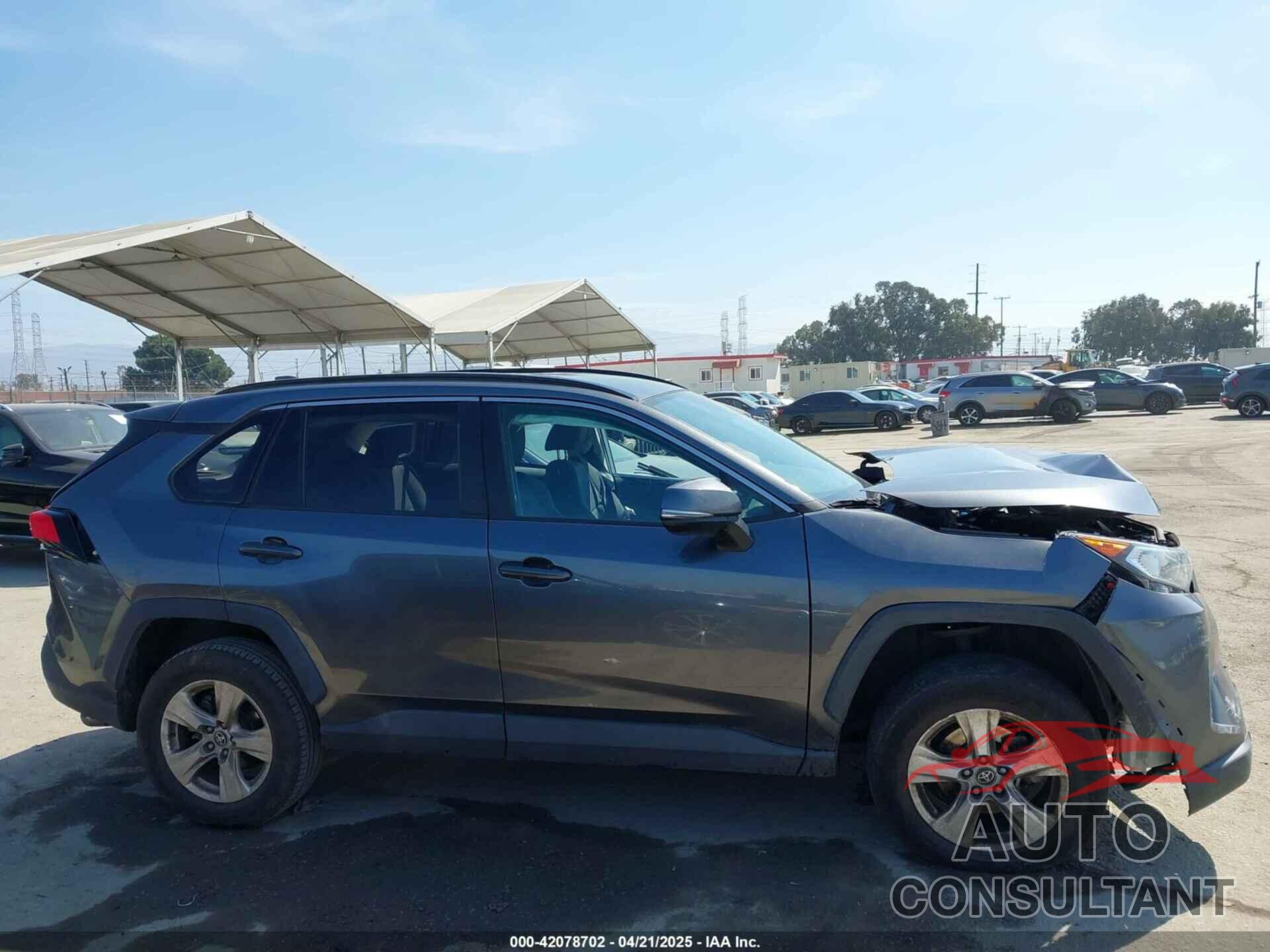 TOYOTA RAV4 2021 - 2T3W1RFV4MC126881