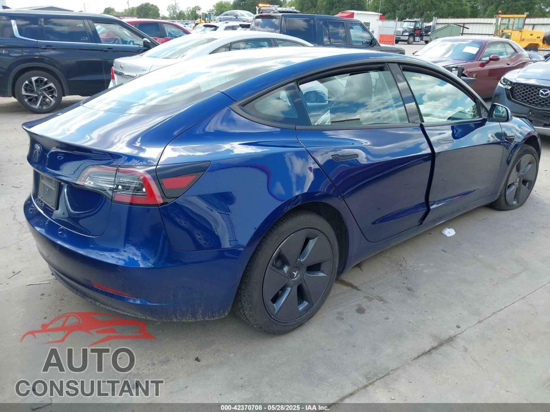 TESLA MODEL 3 2022 - 5YJ3E1EA1NF113535