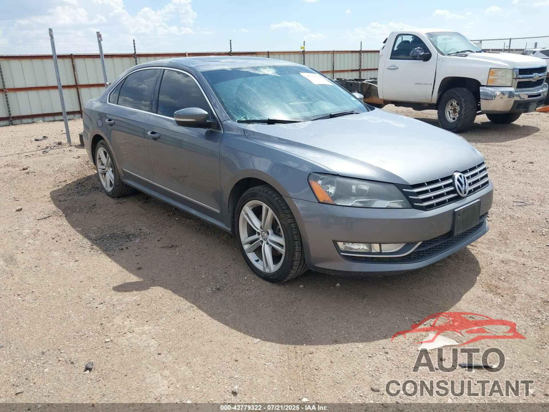 VOLKSWAGEN PASSAT 2014 - 1VWCN7A33EC036011
