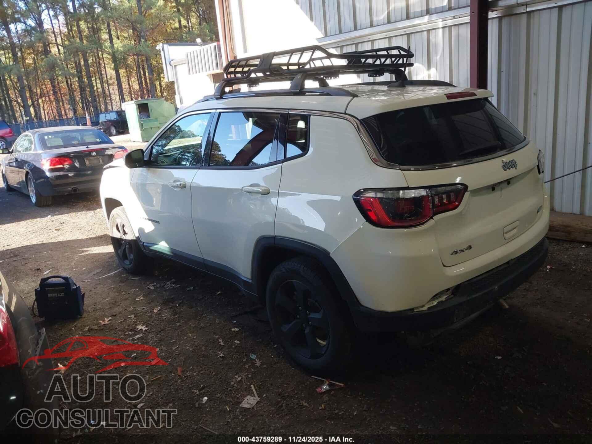JEEP COMPASS 2018 - 3C4NJDBB0JT366182