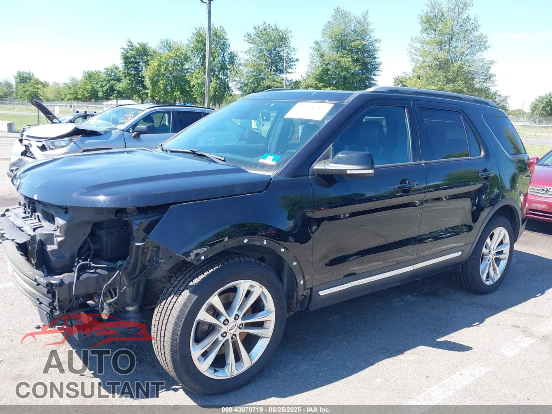 FORD EXPLORER 2018 - 1FM5K8D82JGB50355