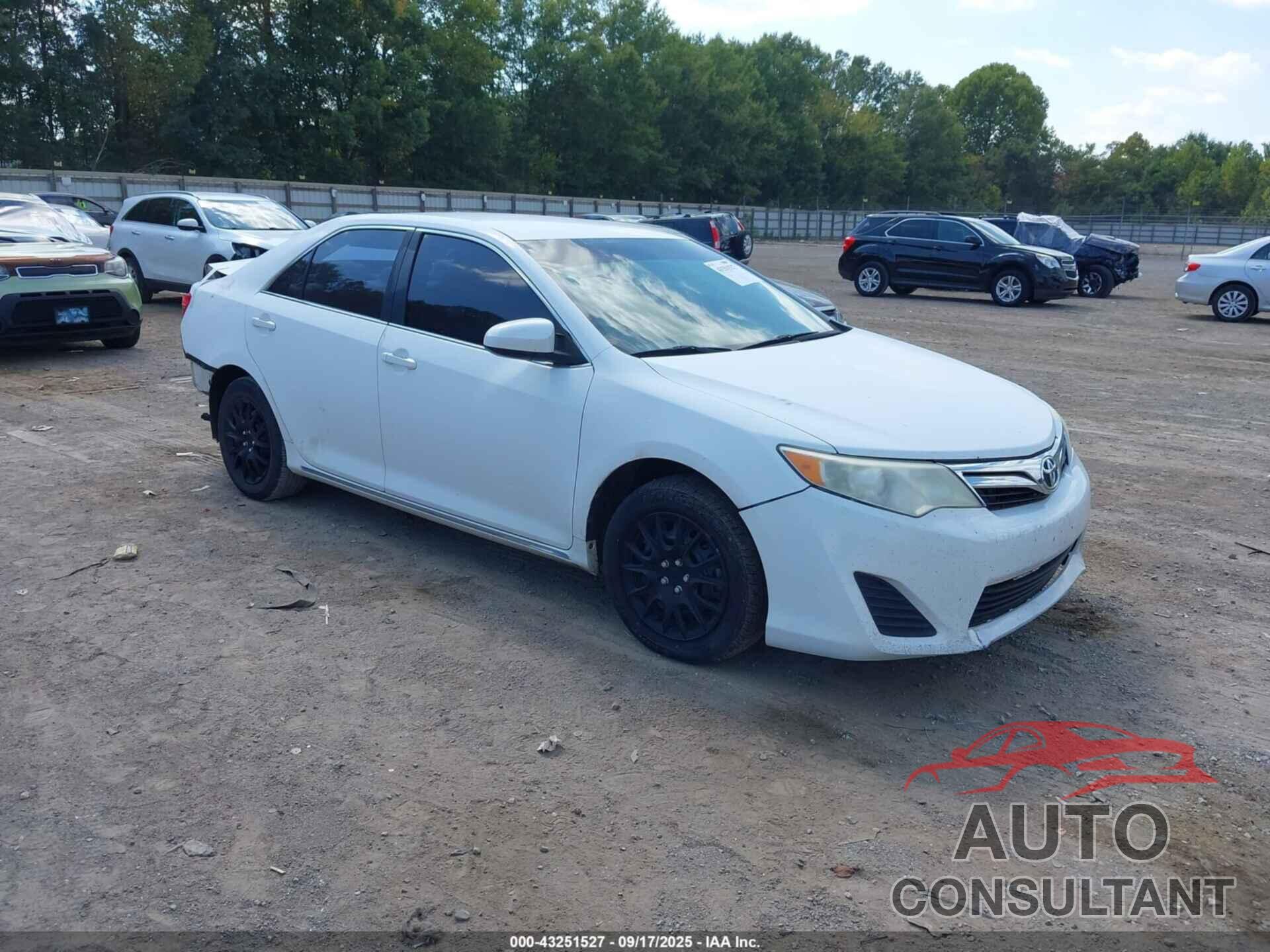 TOYOTA CAMRY 2012 - 4T4BF1FKXCR208214
