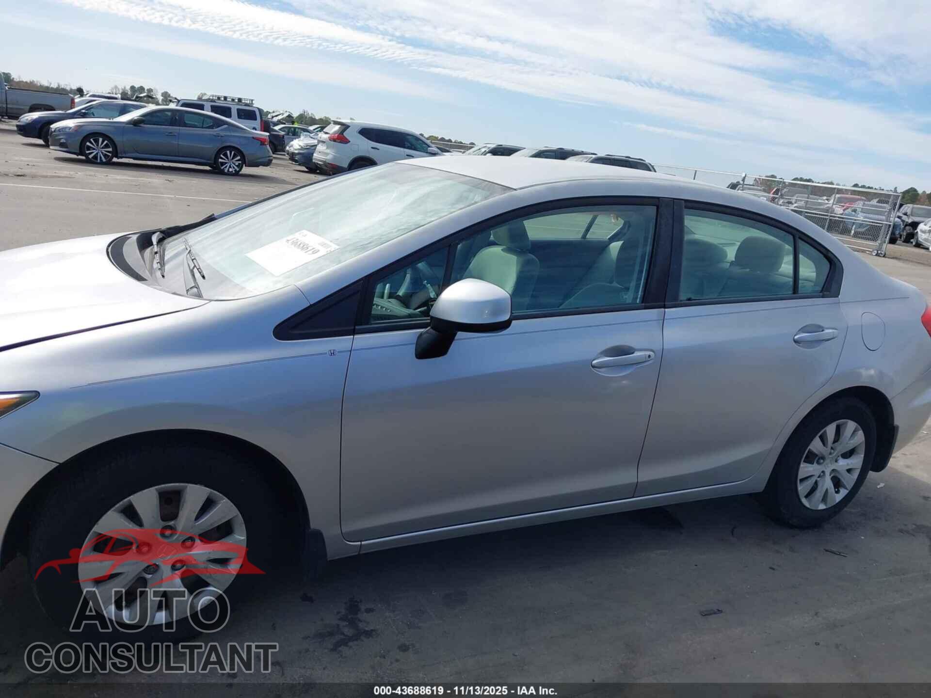 HONDA CIVIC 2012 - 2HGFB2F53CH328517