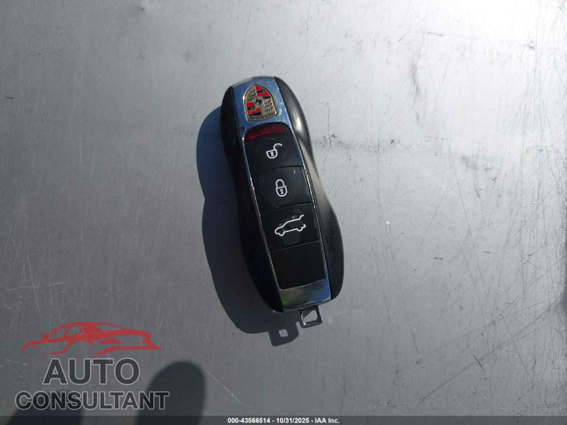PORSCHE MACAN 2017 - WP1AA2A55HLB00806