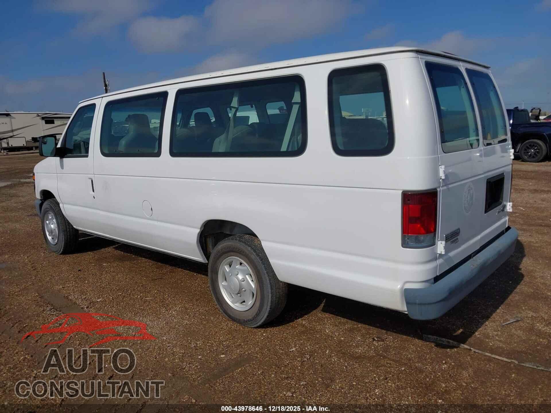 FORD E-350 SUPER DUTY 2013 - 1FBSS3BL0DDA07965