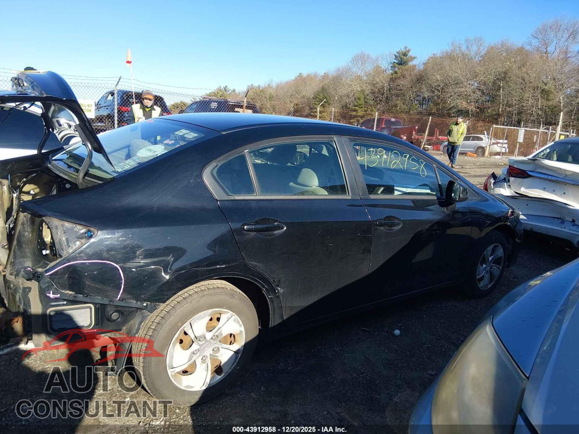 HONDA CIVIC 2013 - 2HGFB2F59DH300075