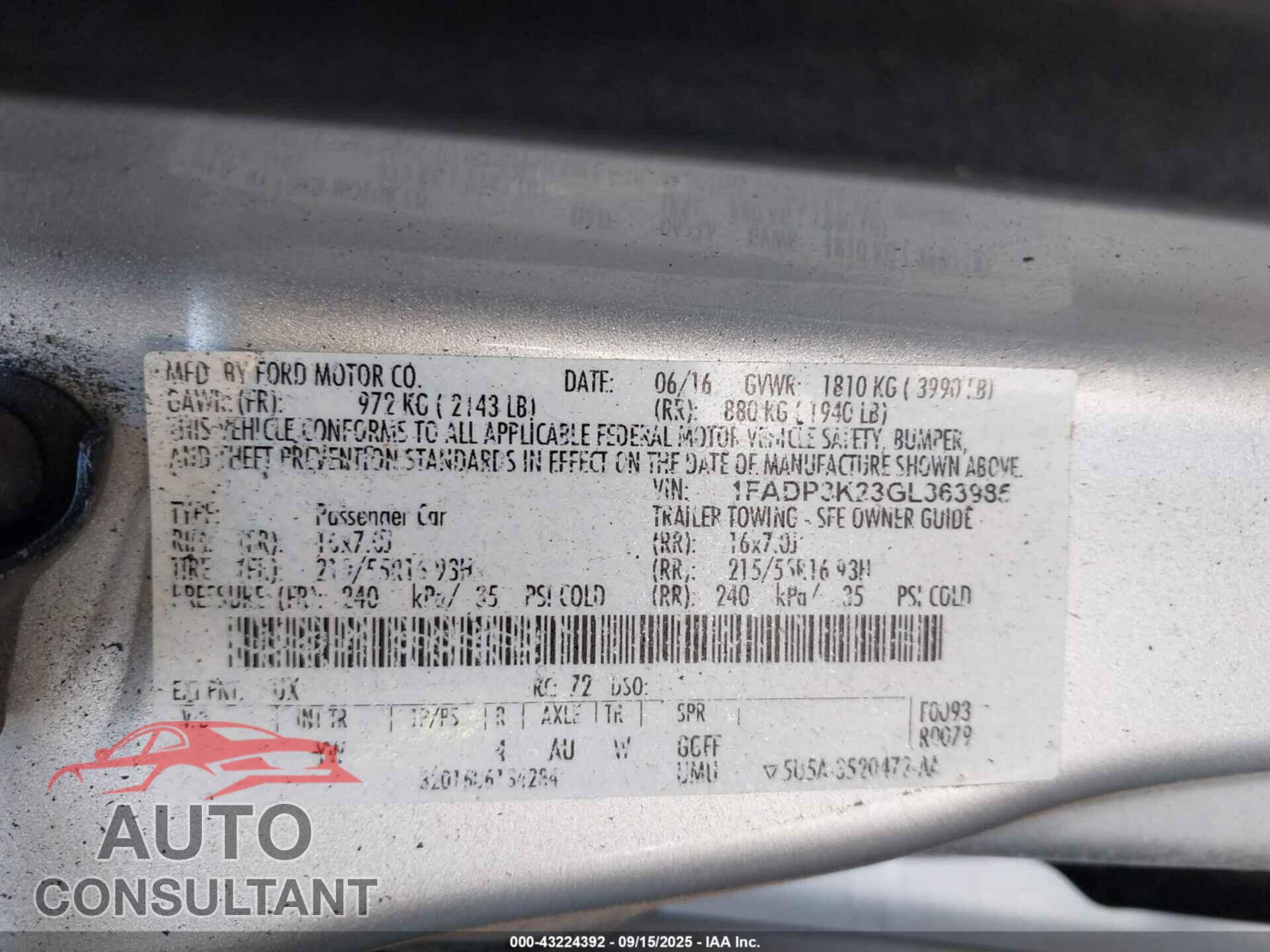 FORD FOCUS 2016 - 1FADP3K23GL363985