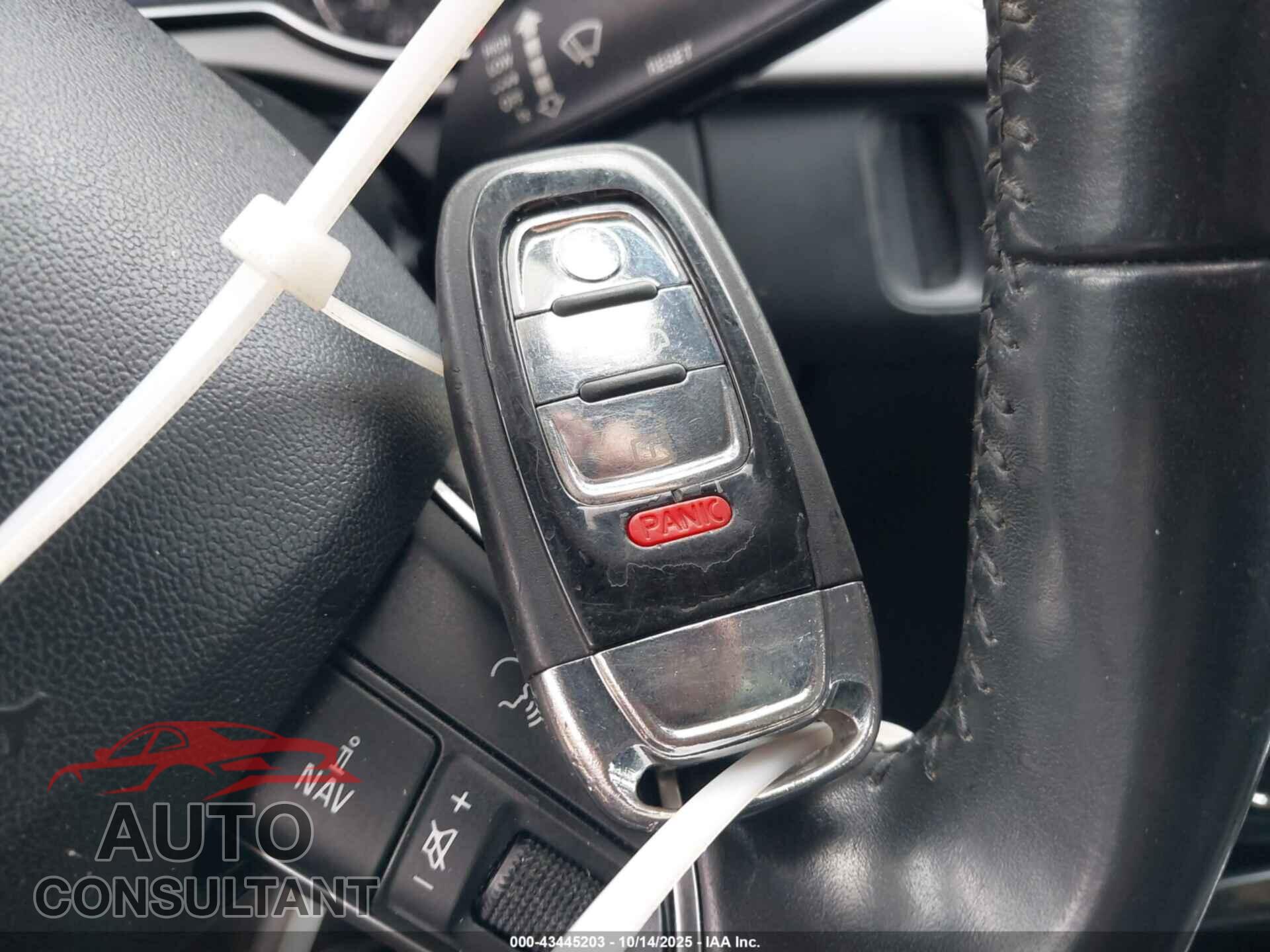 AUDI A4 2013 - WAUEFAFL2DN043532
