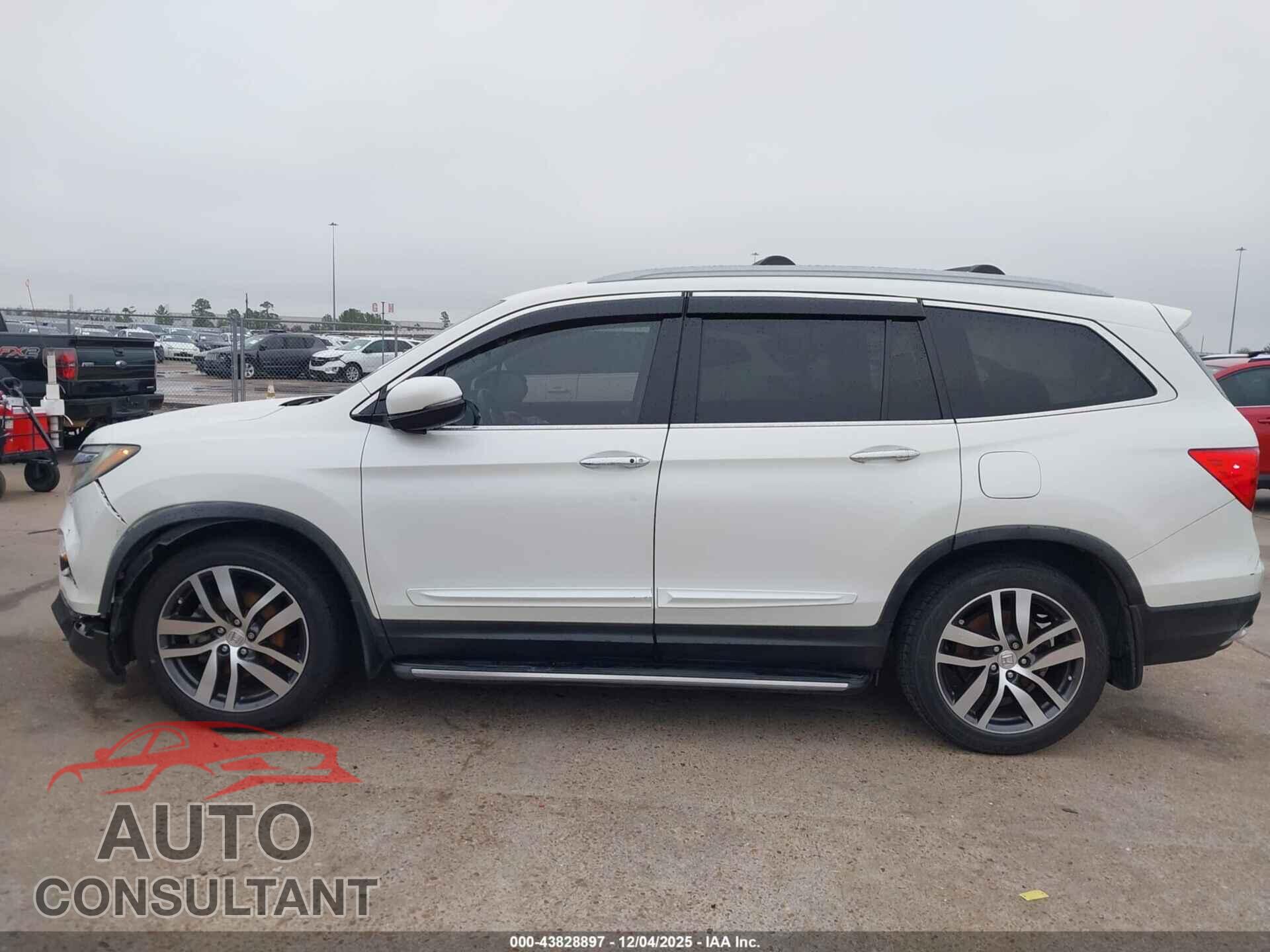 HONDA PILOT 2016 - 5FNYF5H98GB039142