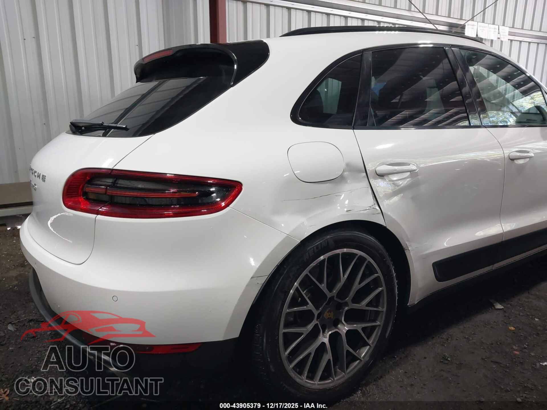 PORSCHE MACAN 2015 - WP1AB2A57FLB62279
