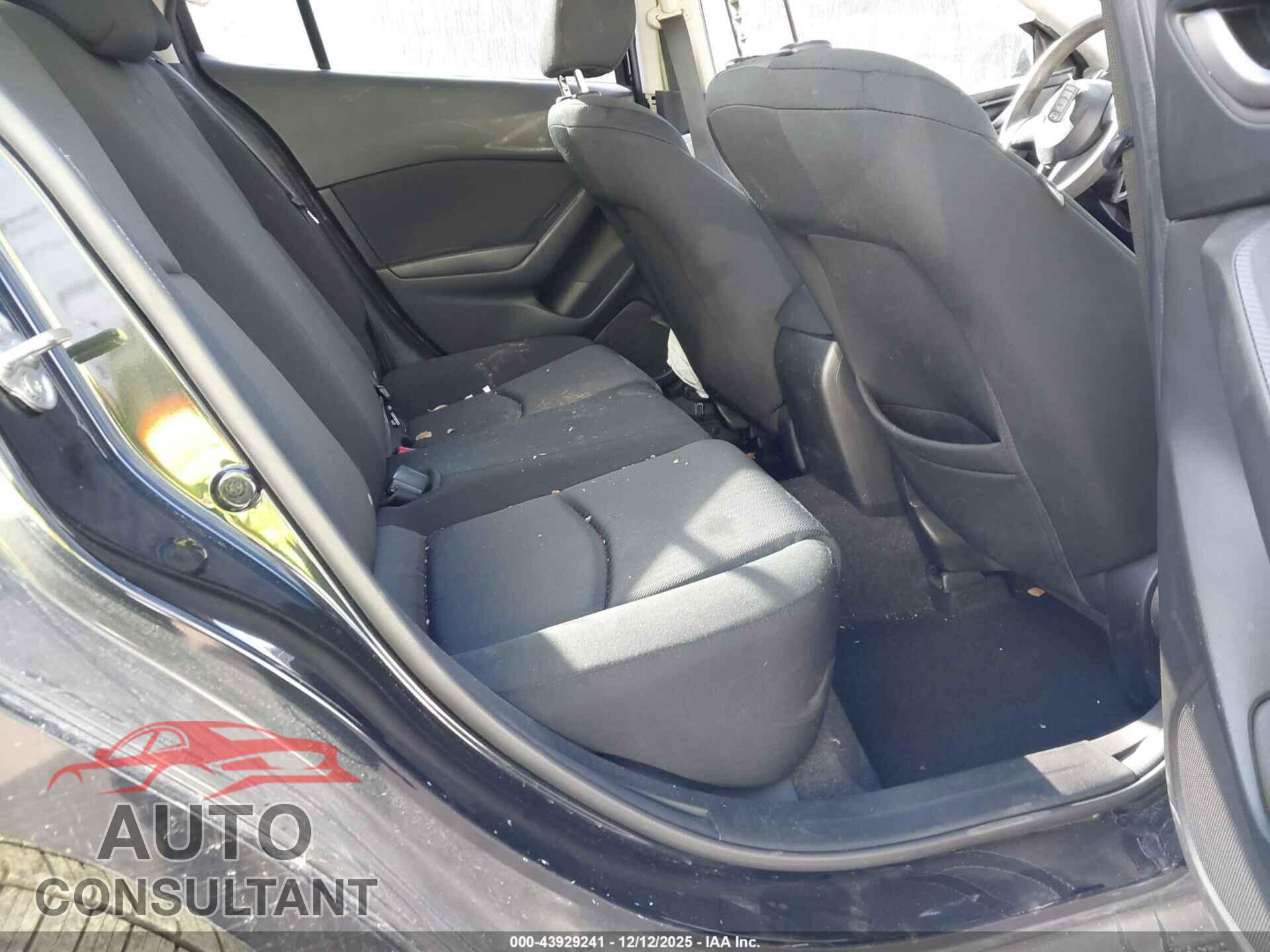 MAZDA MAZDA3 2014 - JM1BM1T70E1128722