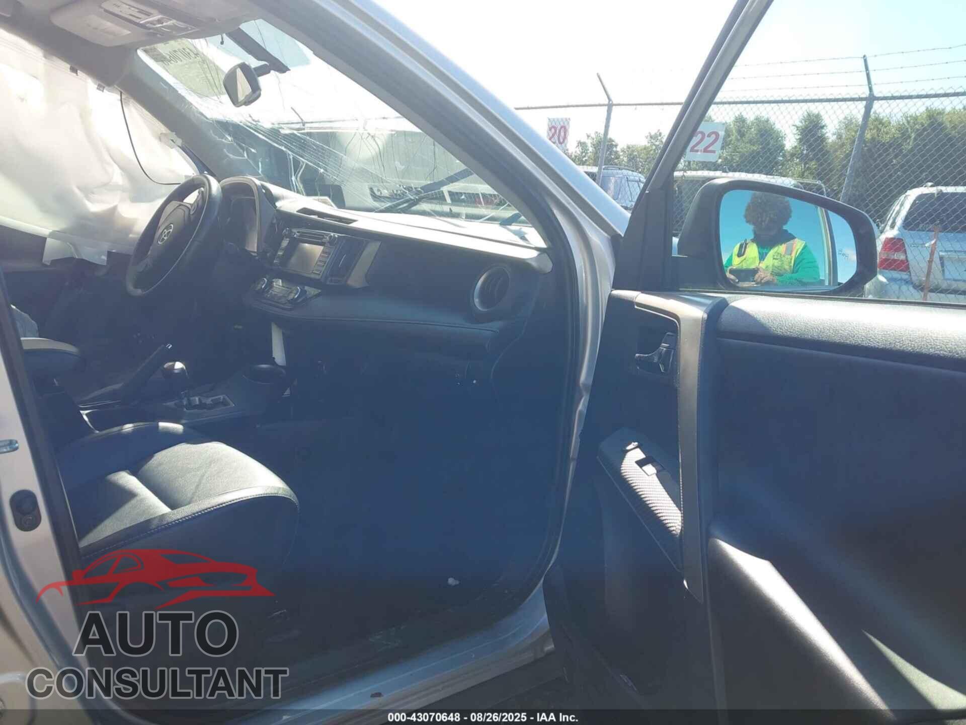 TOYOTA RAV4 2013 - 2T3DFREV0DW061021